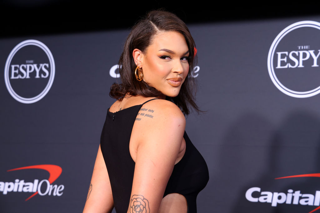 Liz Cambage style moments